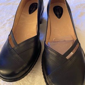 Clarks Black Leather Shoes